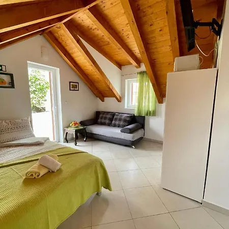 Guest house Kresic