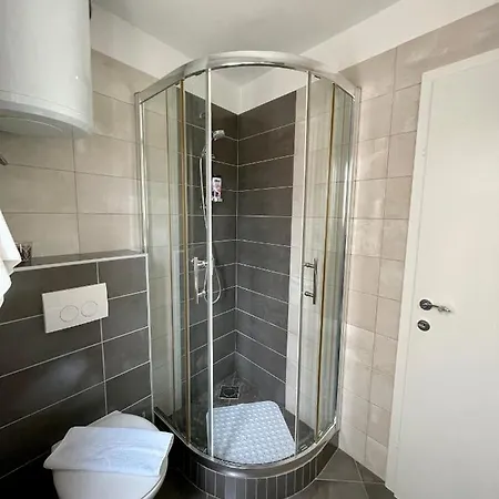 Guest house Kresic 4*