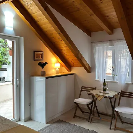 Guest house Kresic 4*